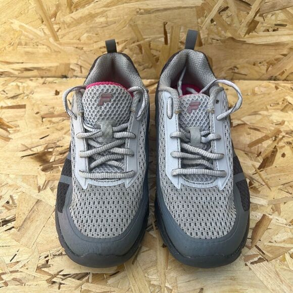FILA Girls Diskize 2 Grey And Pink Sneakers Size US 2 Barely Worn - Picture 2 of 6